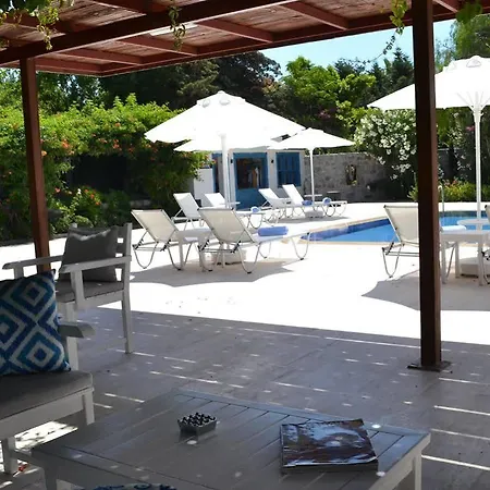 Bed & Breakfast Lemon Garden Göltürkbükü